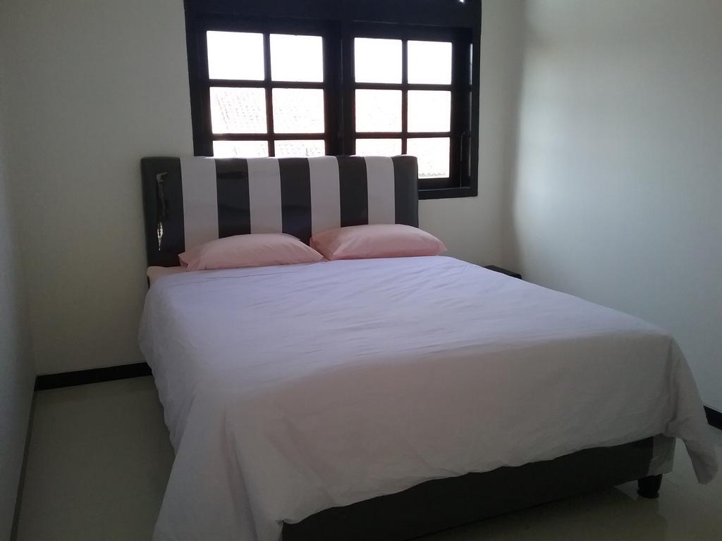 Mess Inn Semarang Rum bild