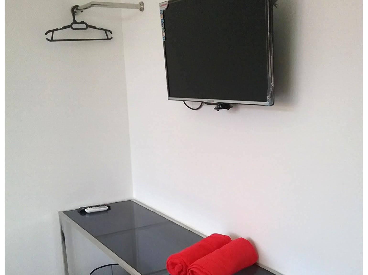 Mess Inn Semarang Exteriör bild